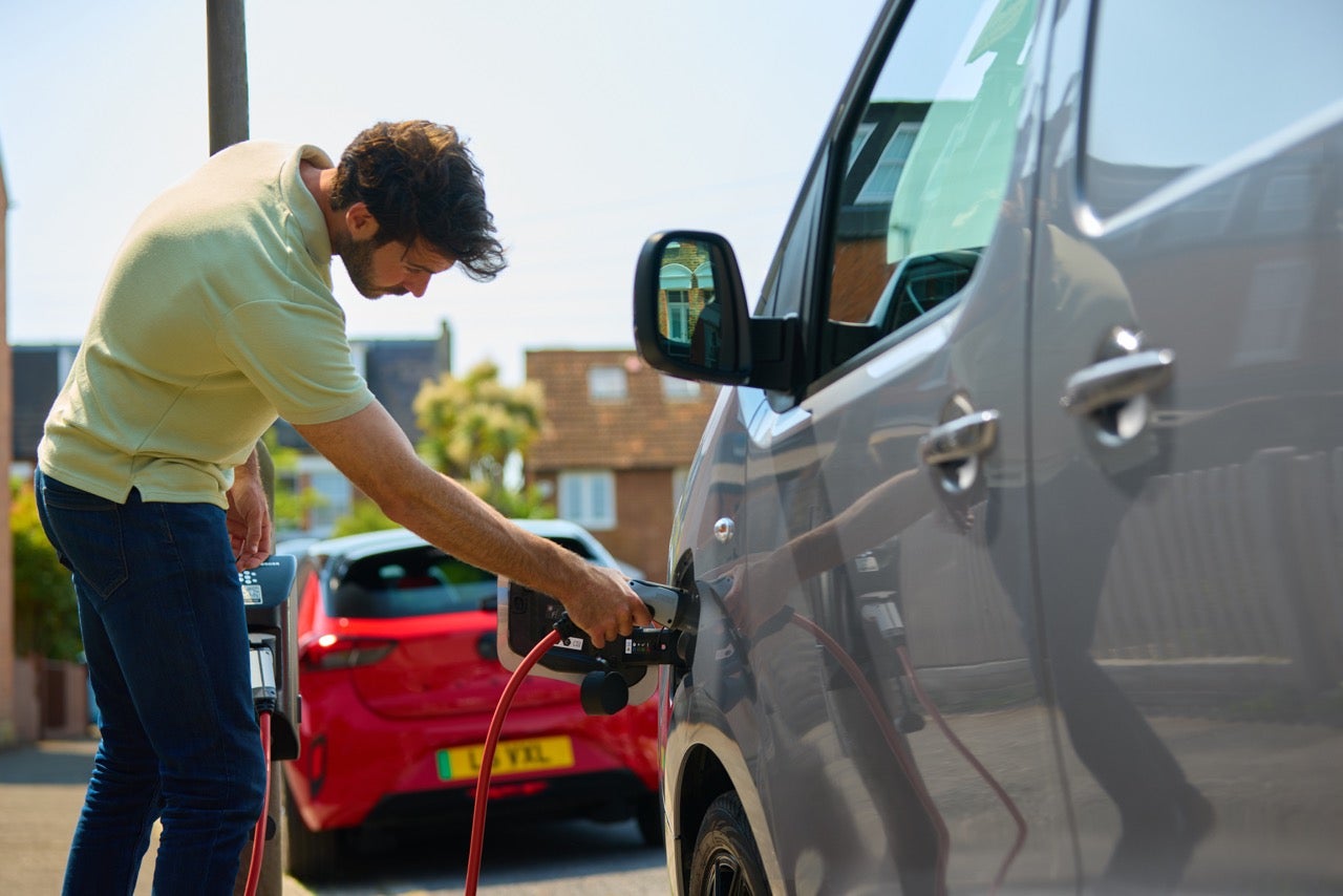 <p>Switching to an electric vehicle will drastically reduce emissions of  greenhouse gases - but does the UK have enough EV charging points? </p>